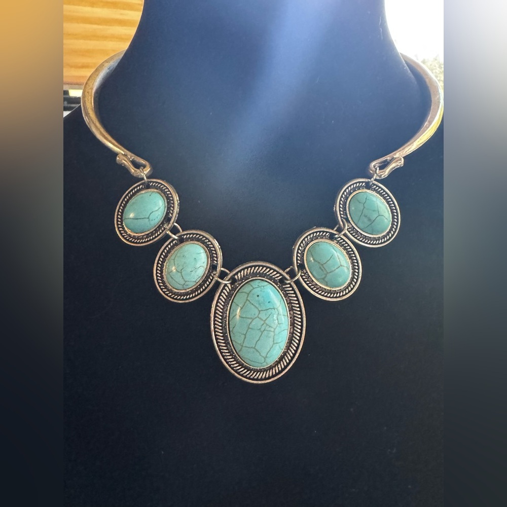 Silver Tone Faux Turquoise Necklace Western Boho Bib Choker Festival Style